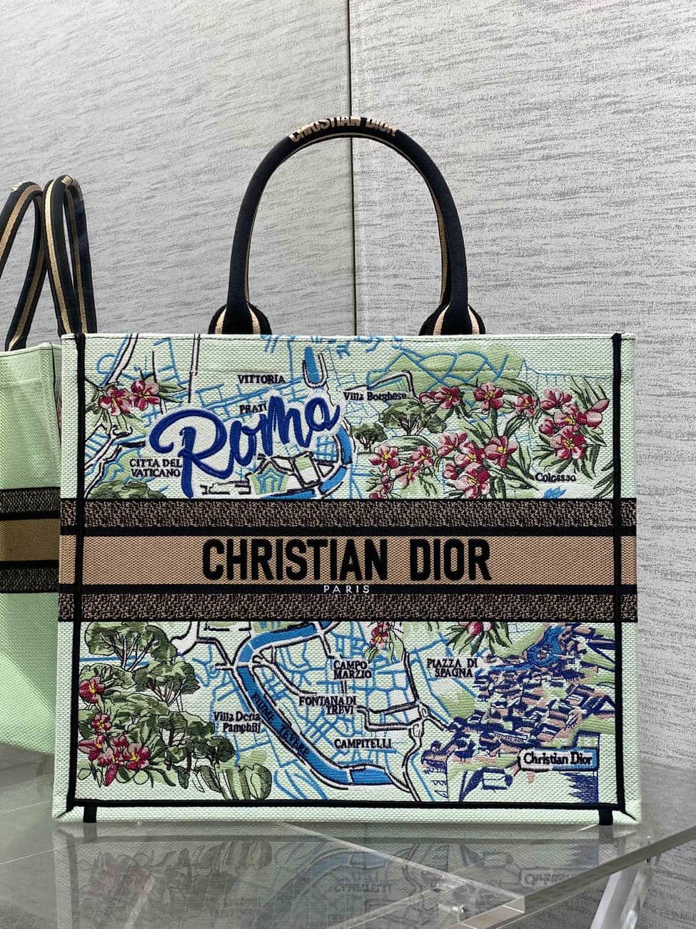 2025New Tote 00129
